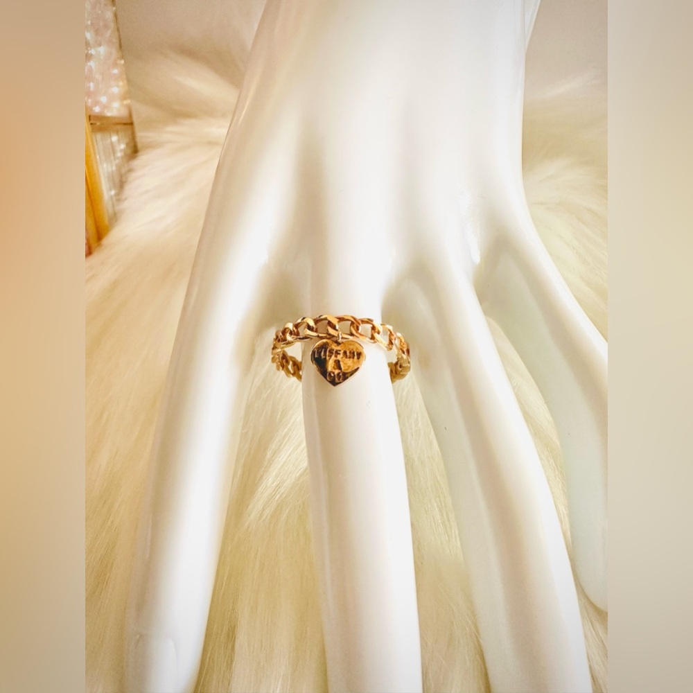 Dainty Cadena Ring with Heart Dangling. 💛 Real 18(18k) Karat Solid Gold Jewelry